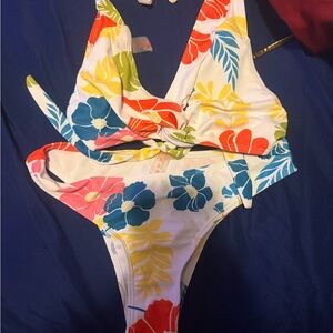 Floral swimsuit set